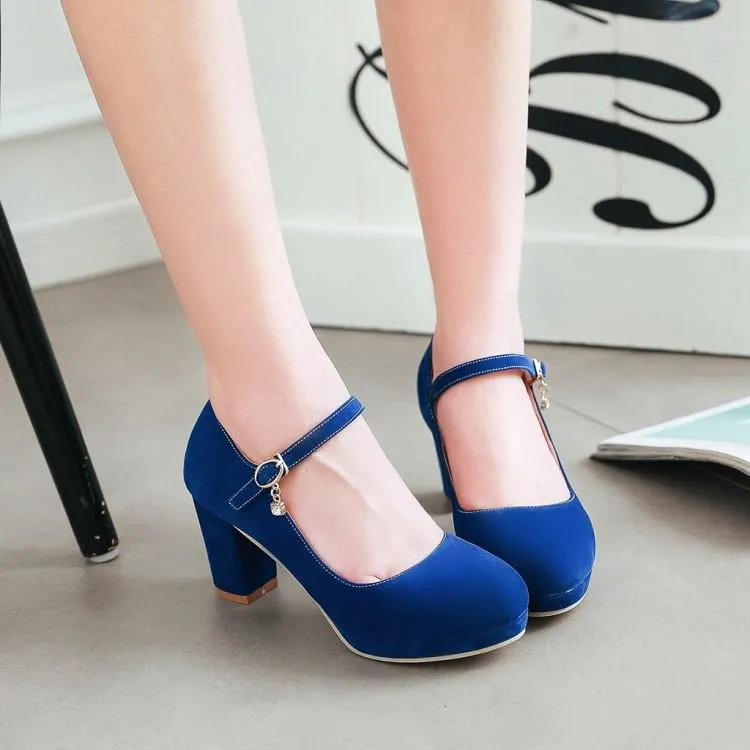 Women closed toe pendant buckle strap chunky heels