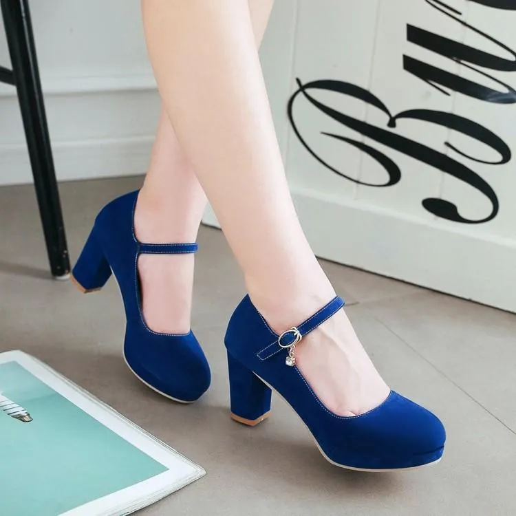 Women closed toe pendant buckle strap chunky heels